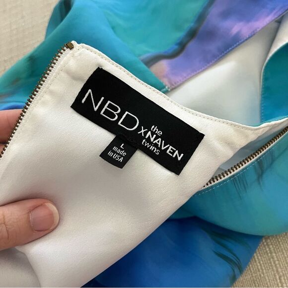 NBD X The Naven Twins Watercolor Crop Top & Skirt Set Size Large Blue Purple - Picture 5 of 7